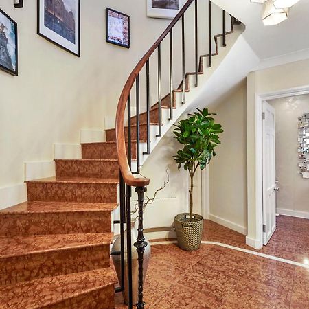 Villa Mews House London With Private Patio & Parking Exterior foto